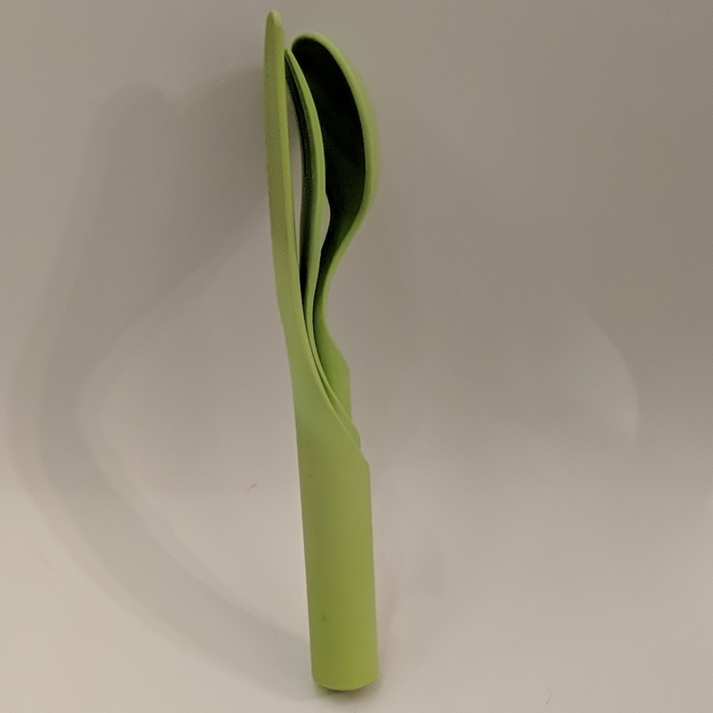 Zero Waste - 2 Sets of Lime Green Nesting Utensils - Picture 2 of 6